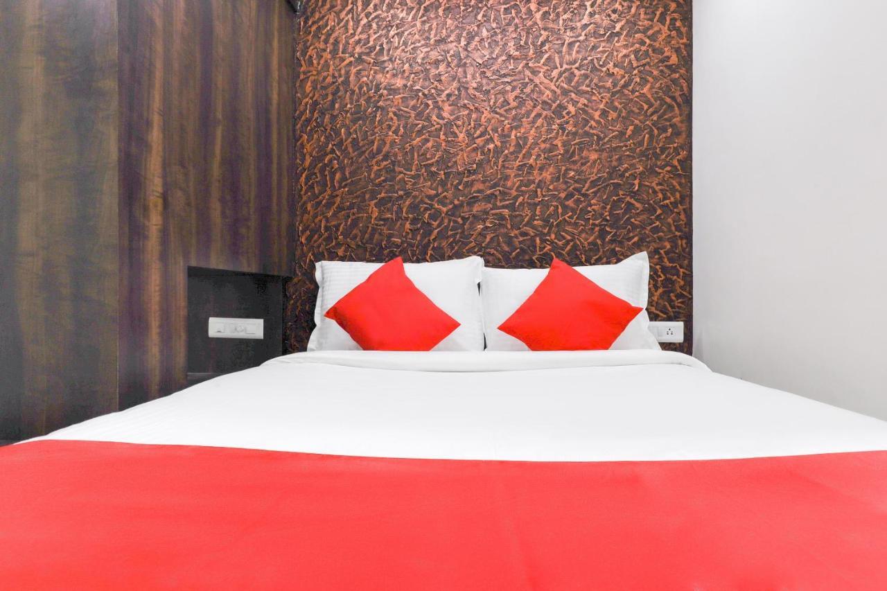 Capital O 71307 Feathers Otel Kochi Dış mekan fotoğraf
